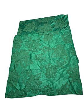 Green Floral Cloth Napkins 52% Cotton 48% Polyester Set of 2 Made Taiwan READ